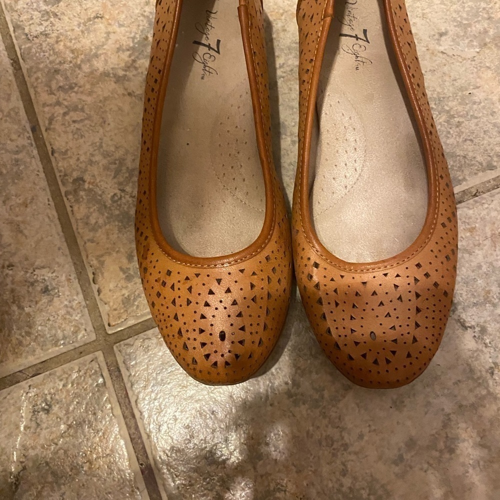 Vintage 7 Eight Women's Flat Ballet Shoes Geometric Pattern Brown Size 7.5.